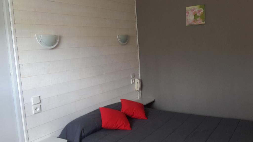 Font-Romeu-Odeillo-Via Hotel L'Oustalet מראה חיצוני תמונה